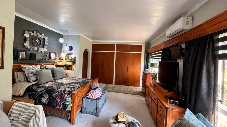 3 Bedroom Property for Sale in Flamwood North West